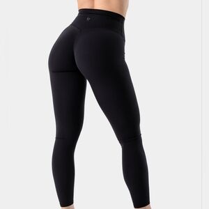 Kamo Fitness Featherlite Enhance Leggings